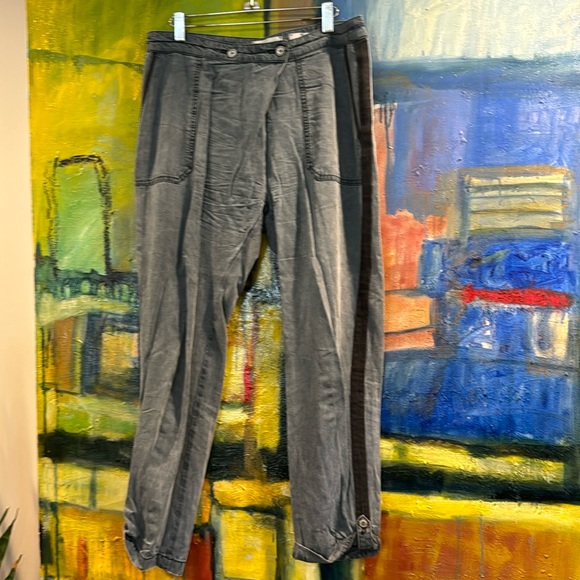 Hei Hei chambray denim fold over button closure pants size 28